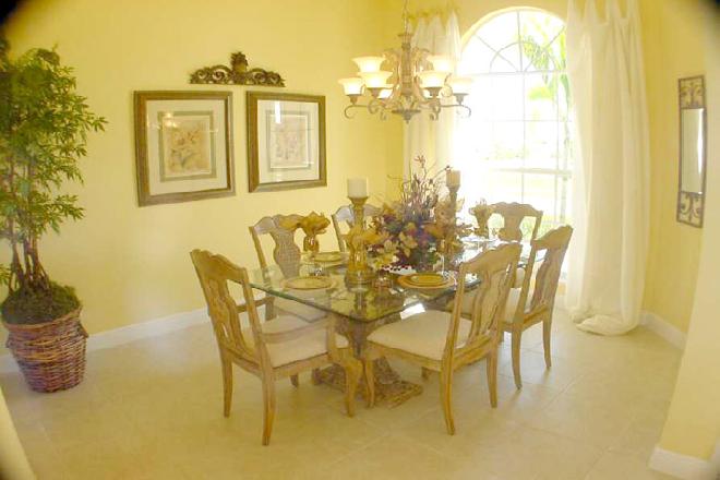 6 Zimmer Muster Villa&nbsp;Marco Island / Florida&nbsp;:&nbsp;&nbsp;Essbereich&nbsp;