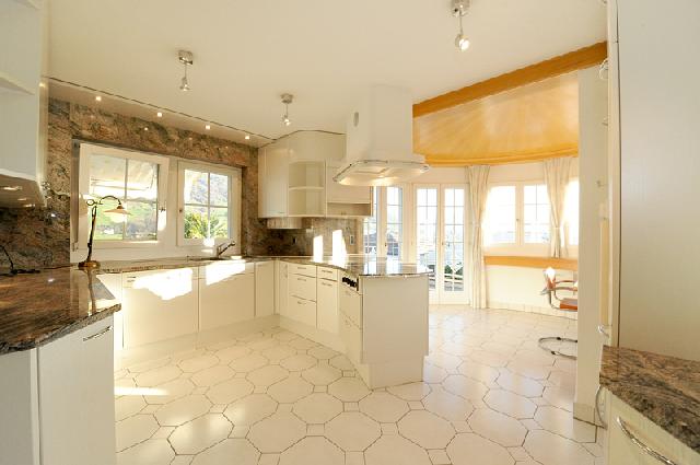 VILLA MIT PANORAMASICHT&nbsp;K�ssnacht am Rigi&nbsp;:&nbsp;&nbsp;������&nbsp;������